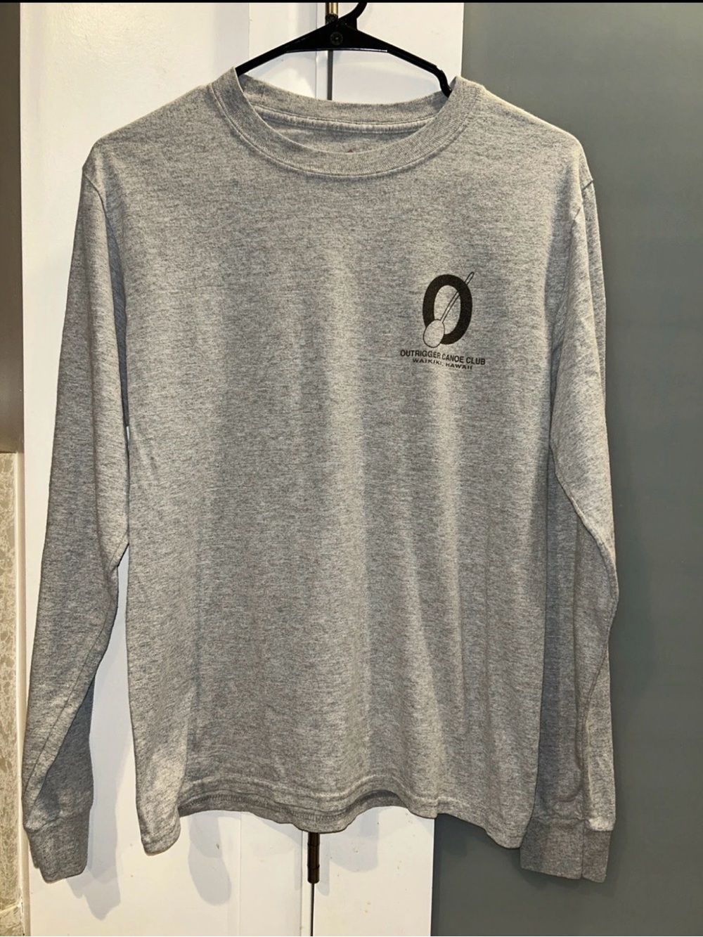 Outrigger Canoe Club Waikiki Gray Long Sleeve Men’s Small T Shirt